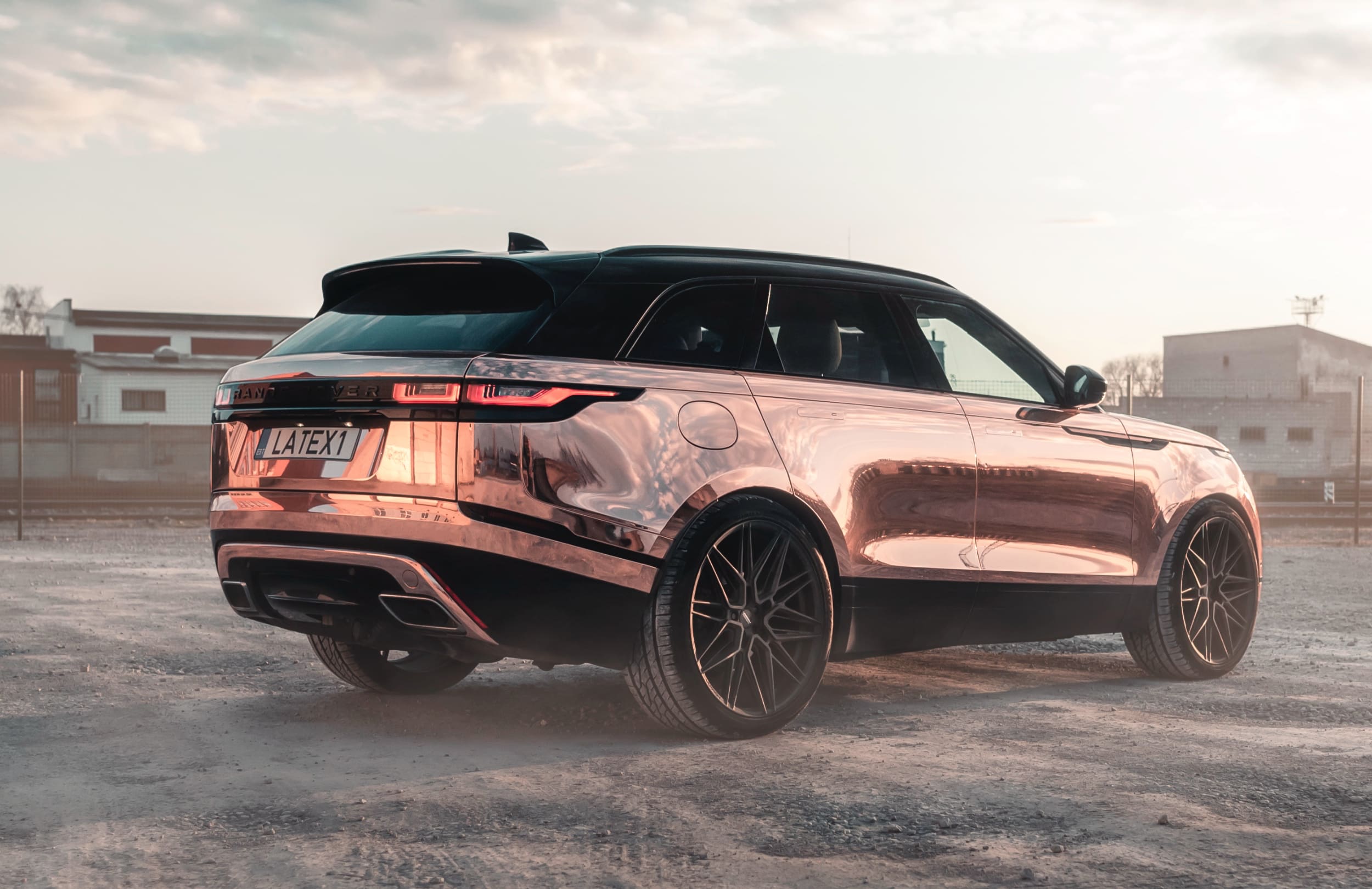 Rear Quarter Range Rover Velar Vossen HF7 Wheels