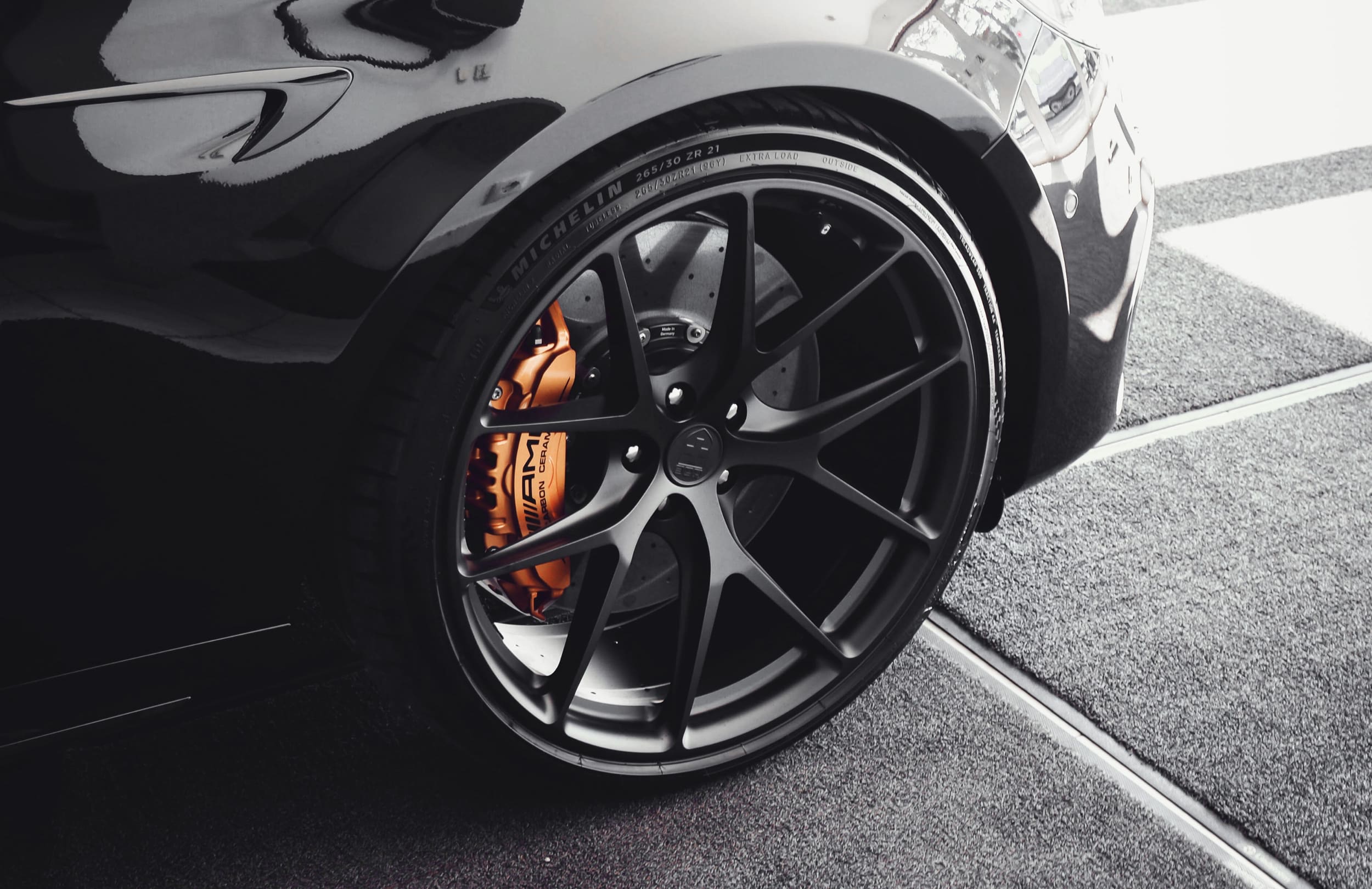 Mercedes E63S on HRE P101 21'' Carbon Ceramic