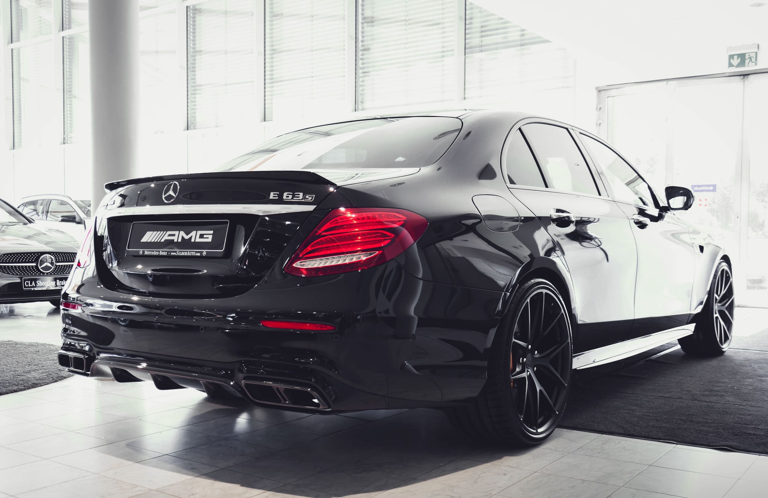 Rear quarter of MB E63S with HRE forged wheels